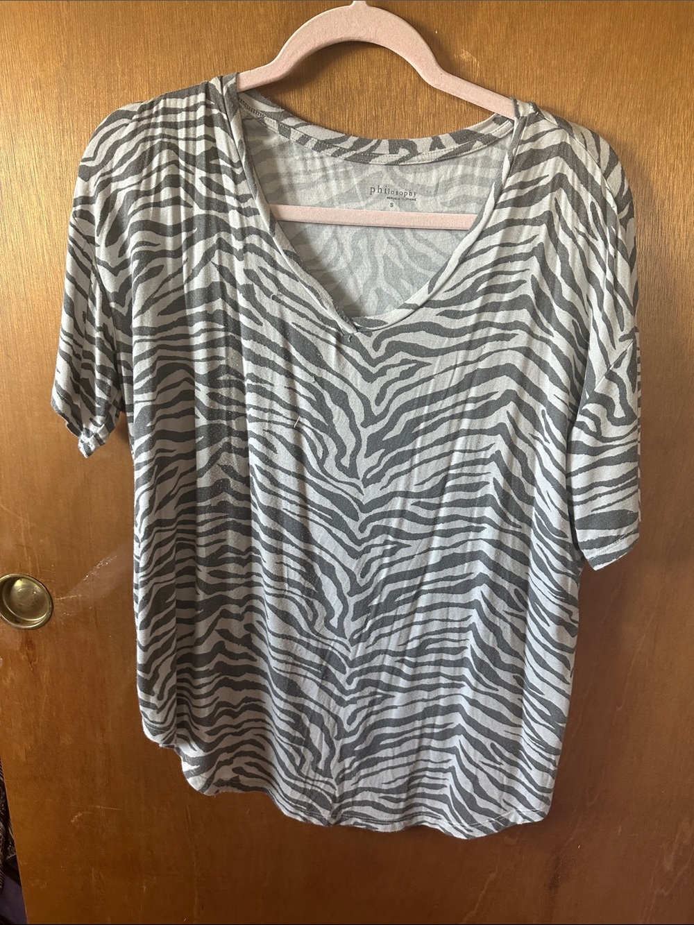 Philosophy Scoop Neck Zebra Stripe Tee in Gray and Cream